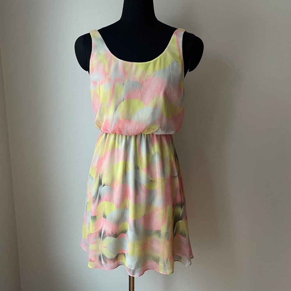 Alice + Olivia Sleevless Print Dress